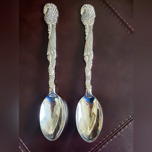 2🦃serving🥄spoons - Picture 1 of 7